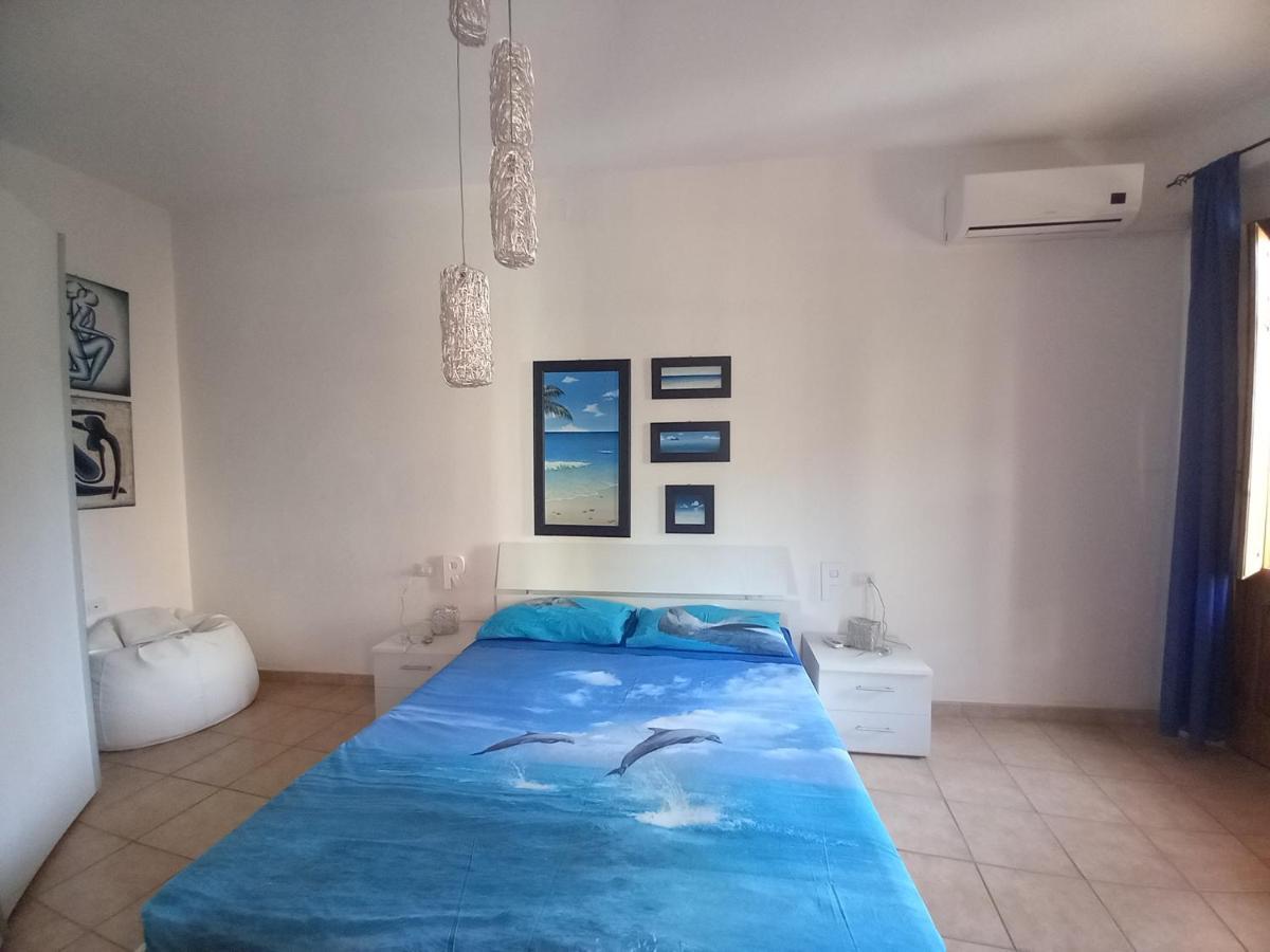 Villa La Casa Rosada Arbus Extérieur photo